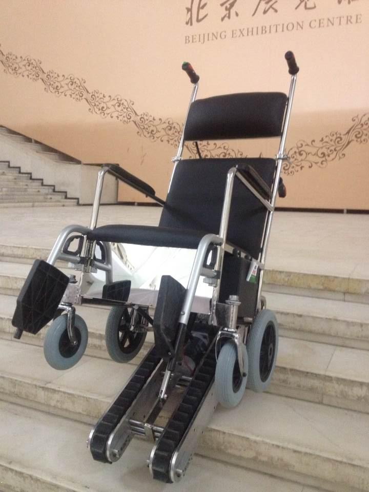 電動(dòng)爬樓輪椅陸梯兩用一體車電動(dòng)上下樓輪椅電動(dòng)履帶爬樓車